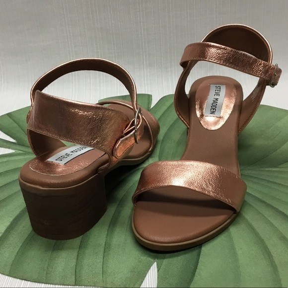 Steve Madden New Golden/Bronze Shoes - Picture 5 of 8